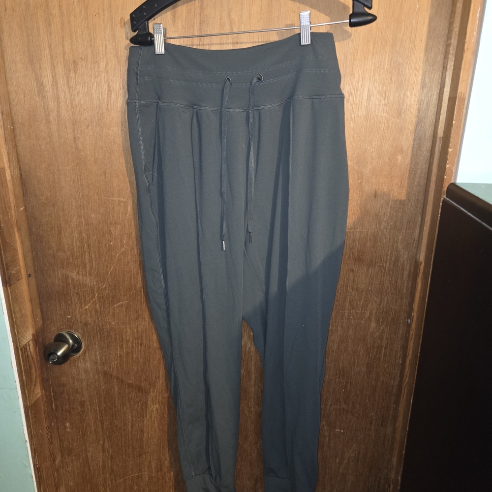 Dark Green Women's Size Large Jogger